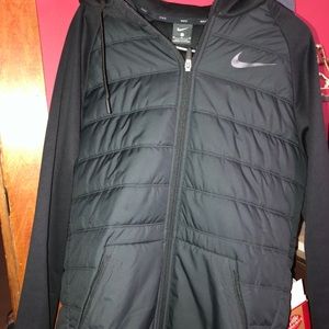 NEW/GENTLY USED MENS CLOTHING